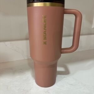 40oz Stanley Mocha Latte with Gold Logo
